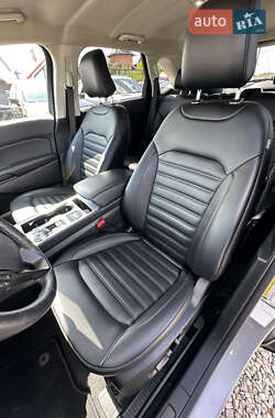Внедорожник / Кроссовер Ford Edge 2022 в 