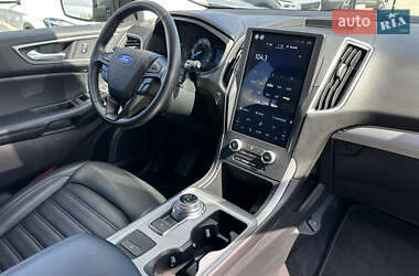 Внедорожник / Кроссовер Ford Edge 2022 в 