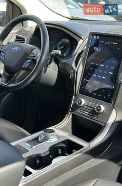 Внедорожник / Кроссовер Ford Edge 2022 в 