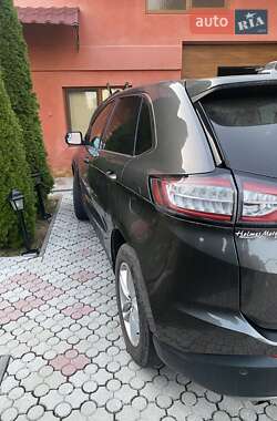 Внедорожник / Кроссовер Ford Edge 2018 в 