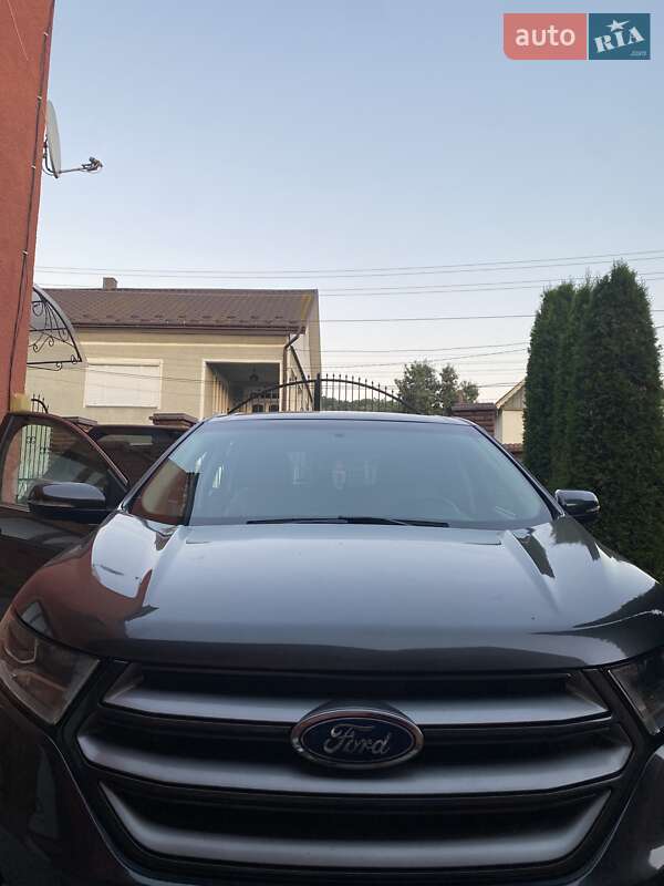 Внедорожник / Кроссовер Ford Edge 2018 в Соломоново