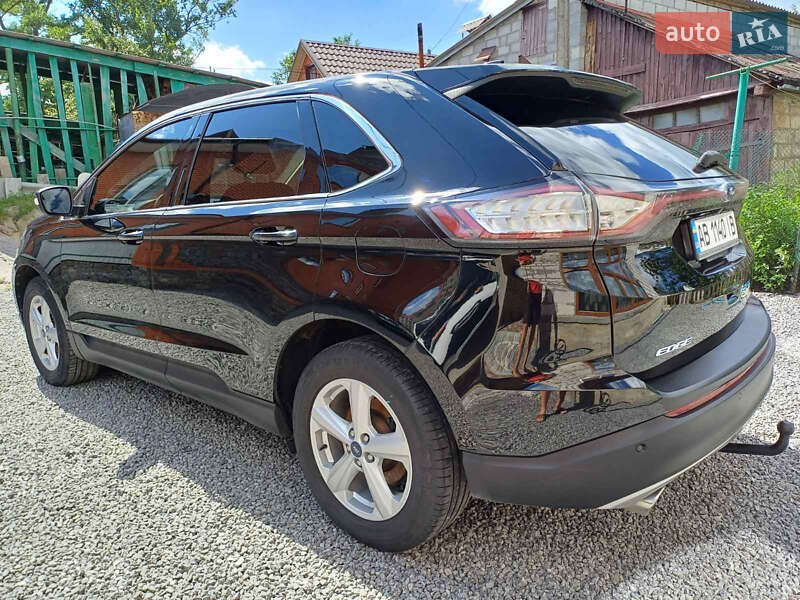 Позашляховик / Кросовер Ford Edge 2016 в Вінниці