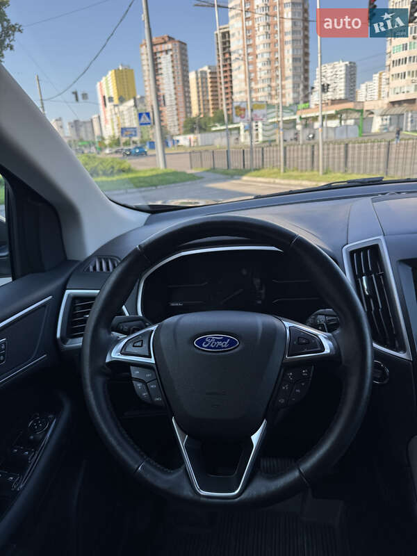 Внедорожник / Кроссовер Ford Edge 2019 в Киеве