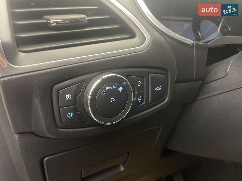 Внедорожник / Кроссовер Ford Edge 2016 в Киеве