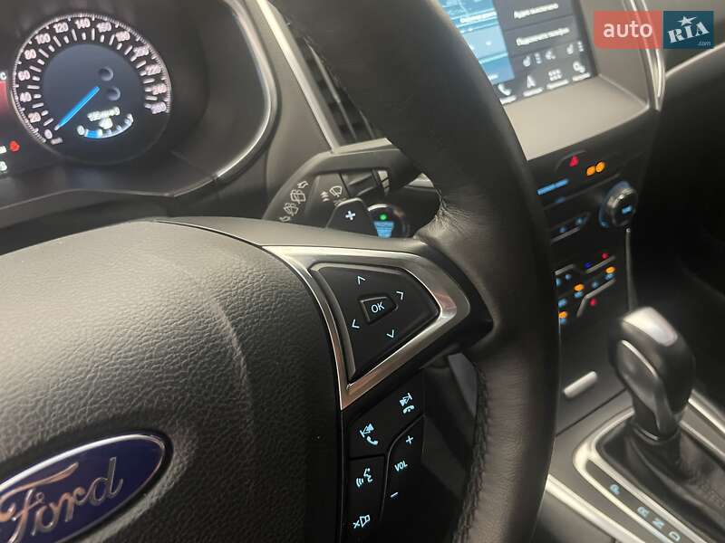 Внедорожник / Кроссовер Ford Edge 2016 в Киеве