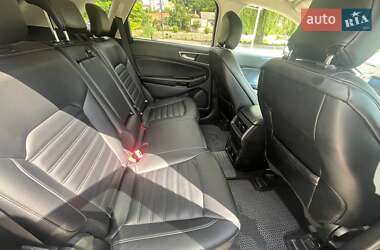 Внедорожник / Кроссовер Ford Edge 2019 в 