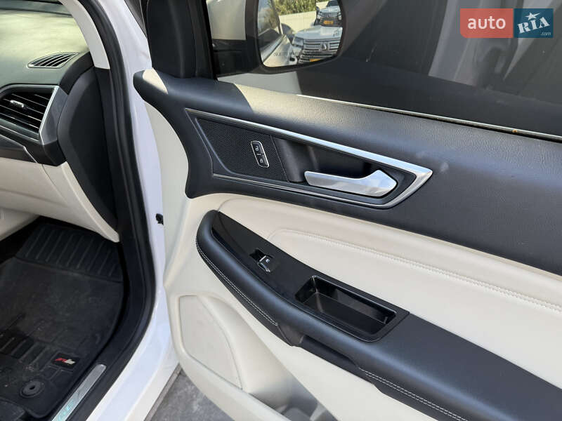 Внедорожник / Кроссовер Ford Edge 2017 в Киеве