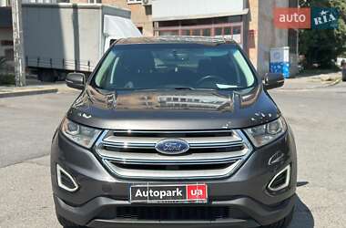 Внедорожник / Кроссовер Ford Edge 2016 в 