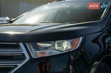 Внедорожник / Кроссовер Ford Edge 2018 в 