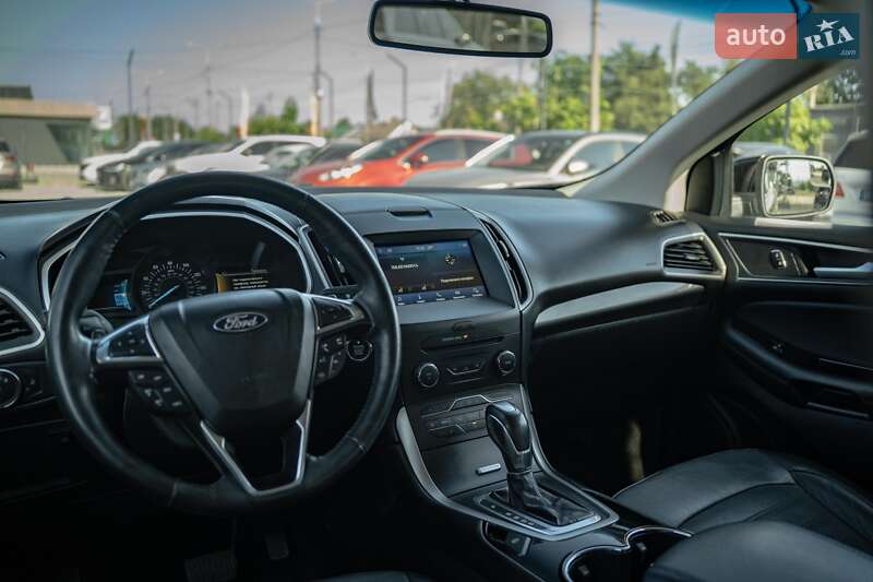 Внедорожник / Кроссовер Ford Edge 2018 в Черновцах
