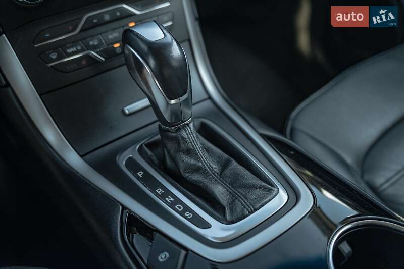 Внедорожник / Кроссовер Ford Edge 2018 в Черновцах