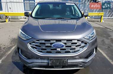 Внедорожник / Кроссовер Ford Edge 2022 в 
