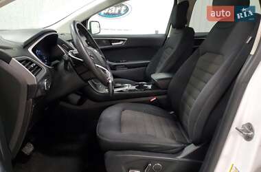 Внедорожник / Кроссовер Ford Edge 2018 в 