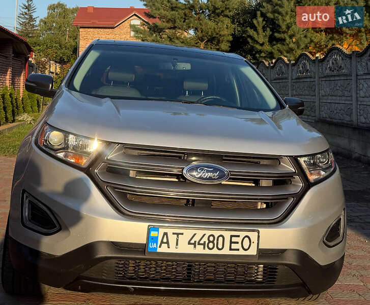 Внедорожник / Кроссовер Ford Edge 2018 в 
