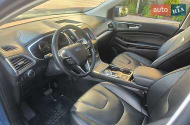 Позашляховик / Кросовер Ford Edge 2019 в 