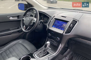 Внедорожник / Кроссовер Ford Edge 2016 в 
