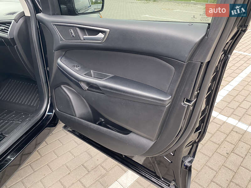 Внедорожник / Кроссовер Ford Edge 2016 в Дубно