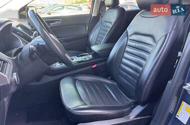 Внедорожник / Кроссовер Ford Edge 2018 в 