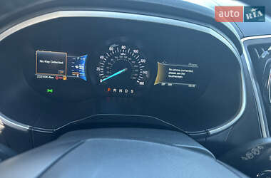 Внедорожник / Кроссовер Ford Edge 2015 в 