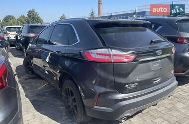 Внедорожник / Кроссовер Ford Edge 2019 в 