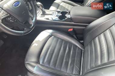 Внедорожник / Кроссовер Ford Edge 2015 в 