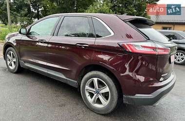 Внедорожник / Кроссовер Ford Edge 2018 в 