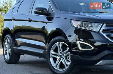 Внедорожник / Кроссовер Ford Edge 2018 в 