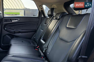 Внедорожник / Кроссовер Ford Edge 2018 в 