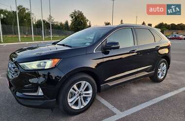 Внедорожник / Кроссовер Ford Edge 2019 в 