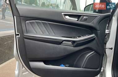 Внедорожник / Кроссовер Ford Edge 2016 в 