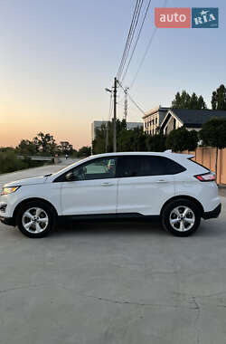 Внедорожник / Кроссовер Ford Edge 2016 в 