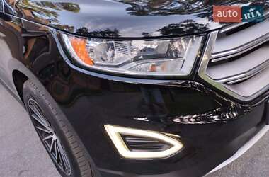 Внедорожник / Кроссовер Ford Edge 2016 в 