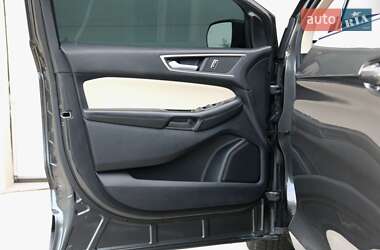 Внедорожник / Кроссовер Ford Edge 2019 в 