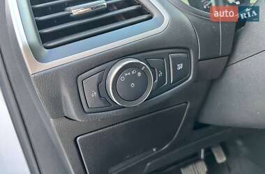 Внедорожник / Кроссовер Ford Edge 2022 в 