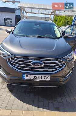 Внедорожник / Кроссовер Ford Edge 2019 в 