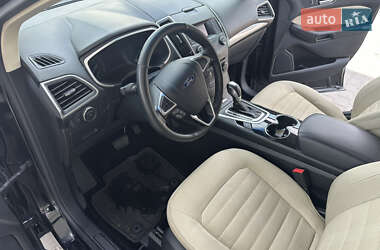 Внедорожник / Кроссовер Ford Edge 2016 в 