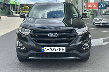 Внедорожник / Кроссовер Ford Edge 2016 в 