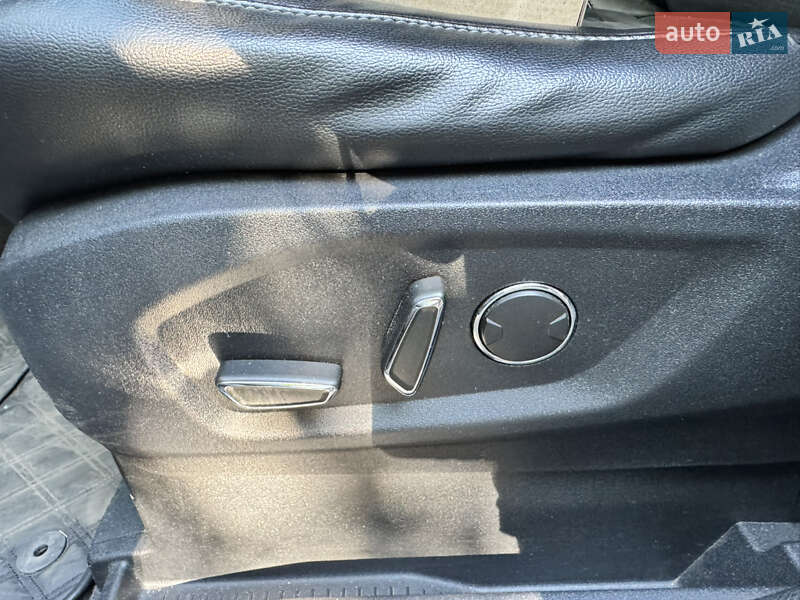 Внедорожник / Кроссовер Ford Edge 2015 в Днепре