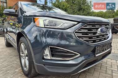 Внедорожник / Кроссовер Ford Edge 2018 в 