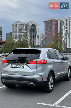Внедорожник / Кроссовер Ford Edge 2019 в 