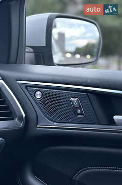 Внедорожник / Кроссовер Ford Edge 2019 в 