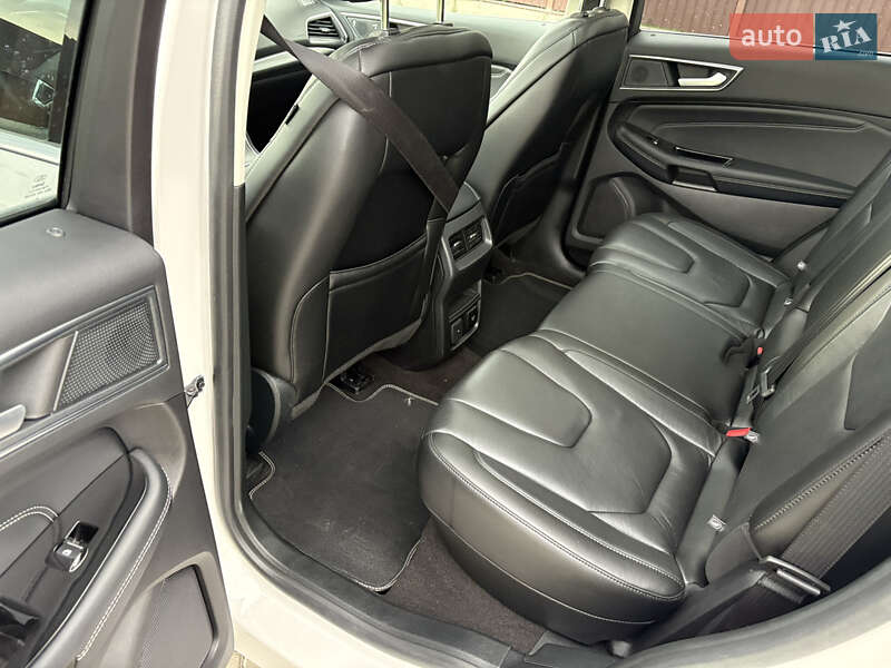 Внедорожник / Кроссовер Ford Edge 2019 в Глыбокой
