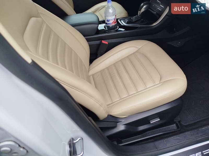 Внедорожник / Кроссовер Ford Edge 2016 в Киеве