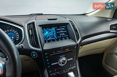 Внедорожник / Кроссовер Ford Edge 2017 в 
