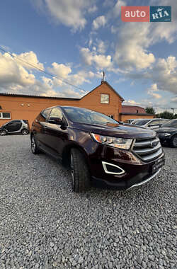 Внедорожник / Кроссовер Ford Edge 2017 в 