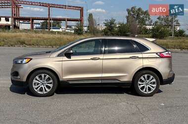 Внедорожник / Кроссовер Ford Edge 2021 в 