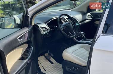 Внедорожник / Кроссовер Ford Edge 2015 в 