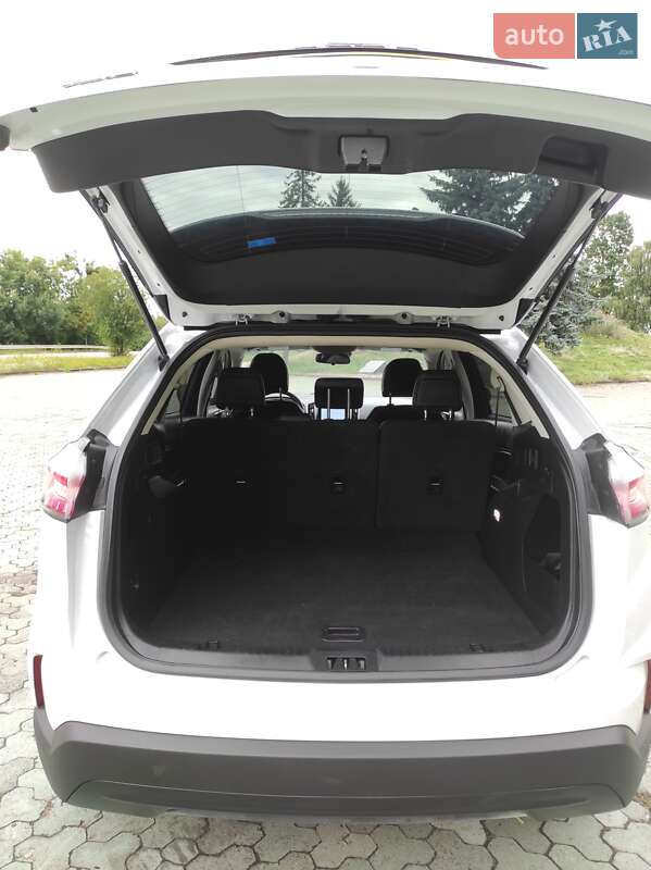 Позашляховик / Кросовер Ford Edge 2024 в Дубні фото 16 Позашляховик / Кросовер Ford Edge 2024 в Дубні