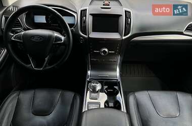 Внедорожник / Кроссовер Ford Edge 2020 в 