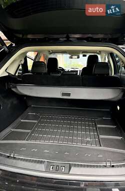 Внедорожник / Кроссовер Ford Edge 2020 в 